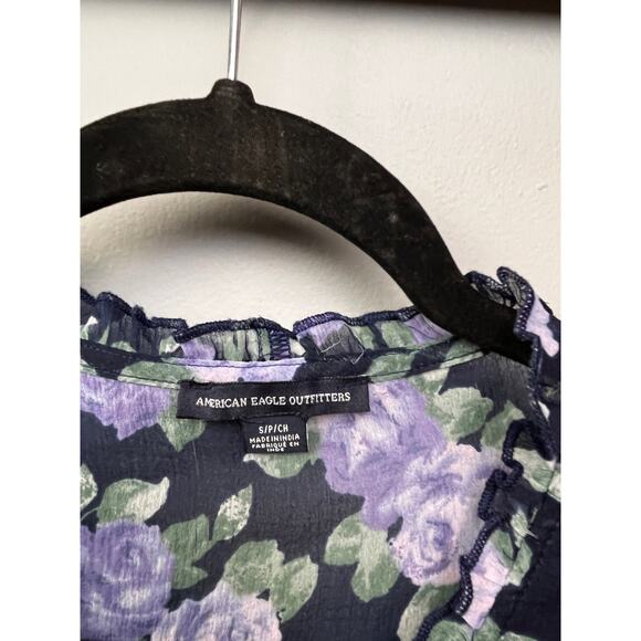 American Eagle Floral Ruffle Top Womens‎ Small Black Purple Sheer Feminine - Picture 4 of 9